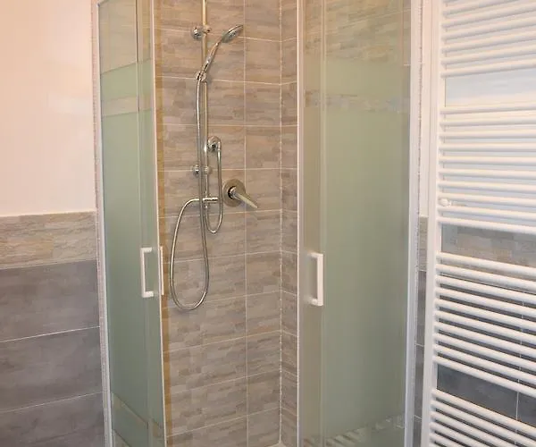 La Chance לינה וארוחת בוקר